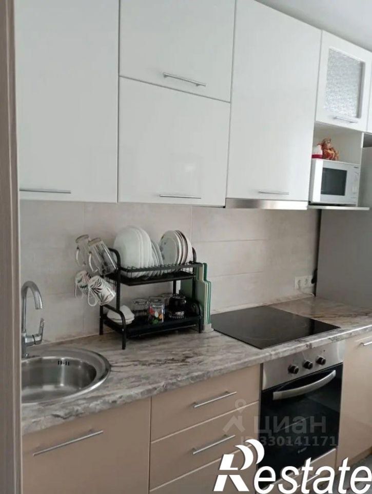 2-комн квартира улица Первых Строителей, 12,  д. 12