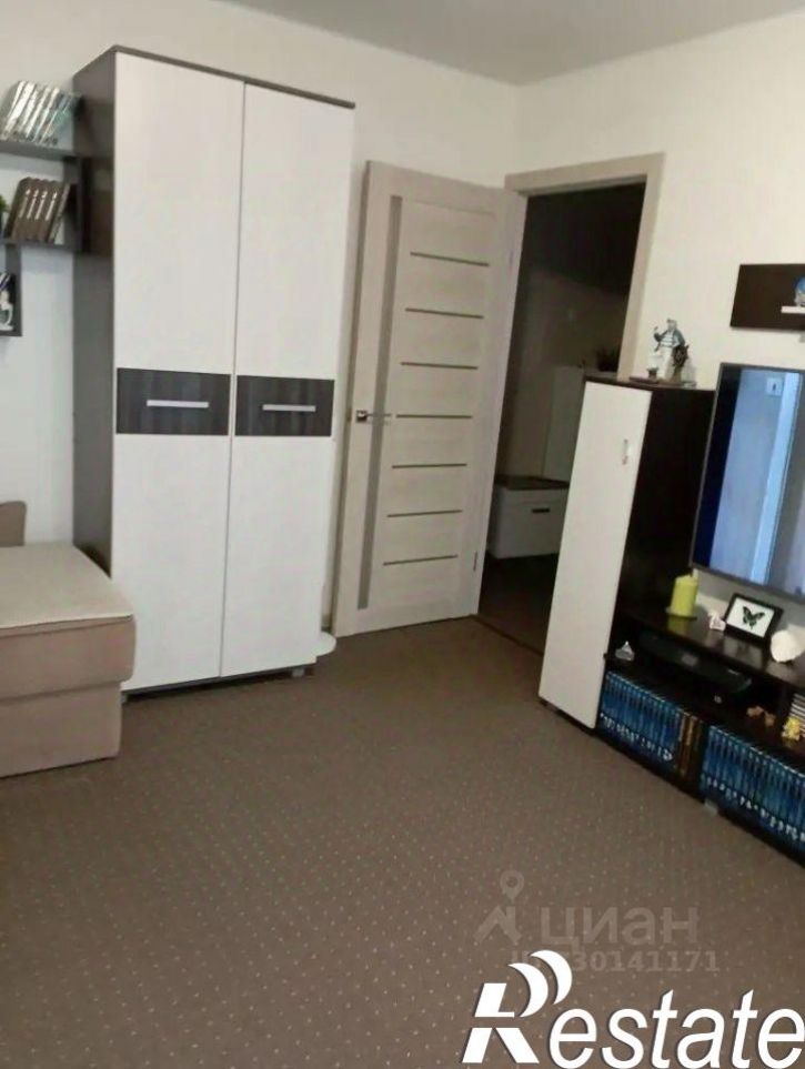 2-комн квартира улица Первых Строителей, 12,  д. 12