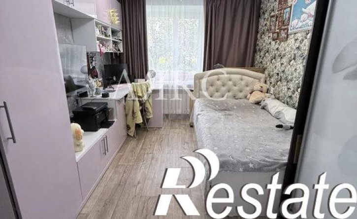 4-комн квартира улица Блохина, 52,  д. 52