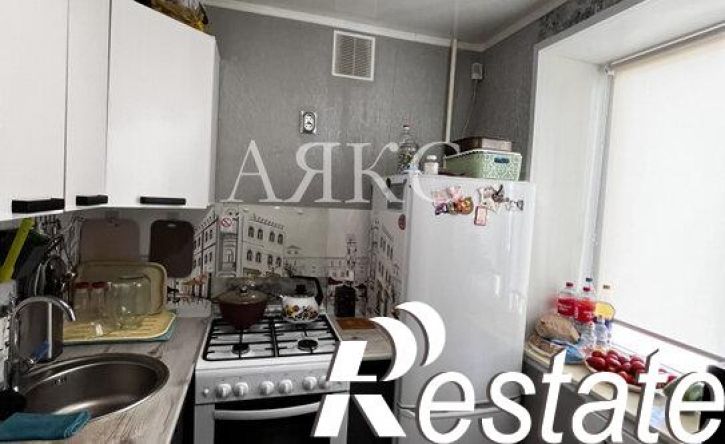 3-комн квартира Стахановская улица, 44/2,  д. 44/2