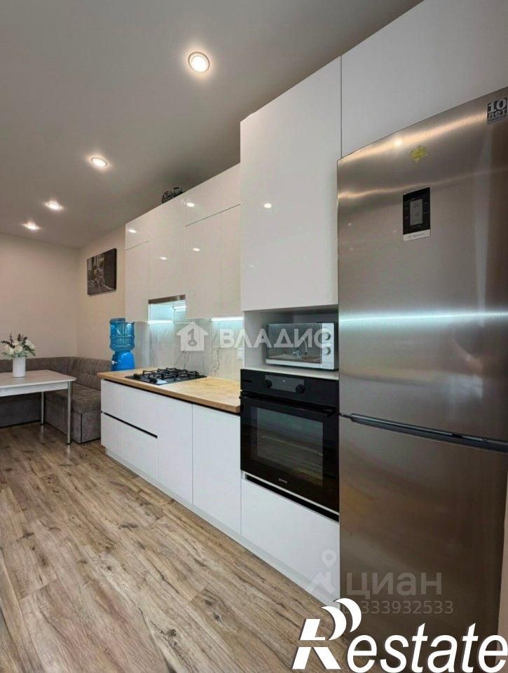 3-комн квартира улица Островского, 52,  д. 52