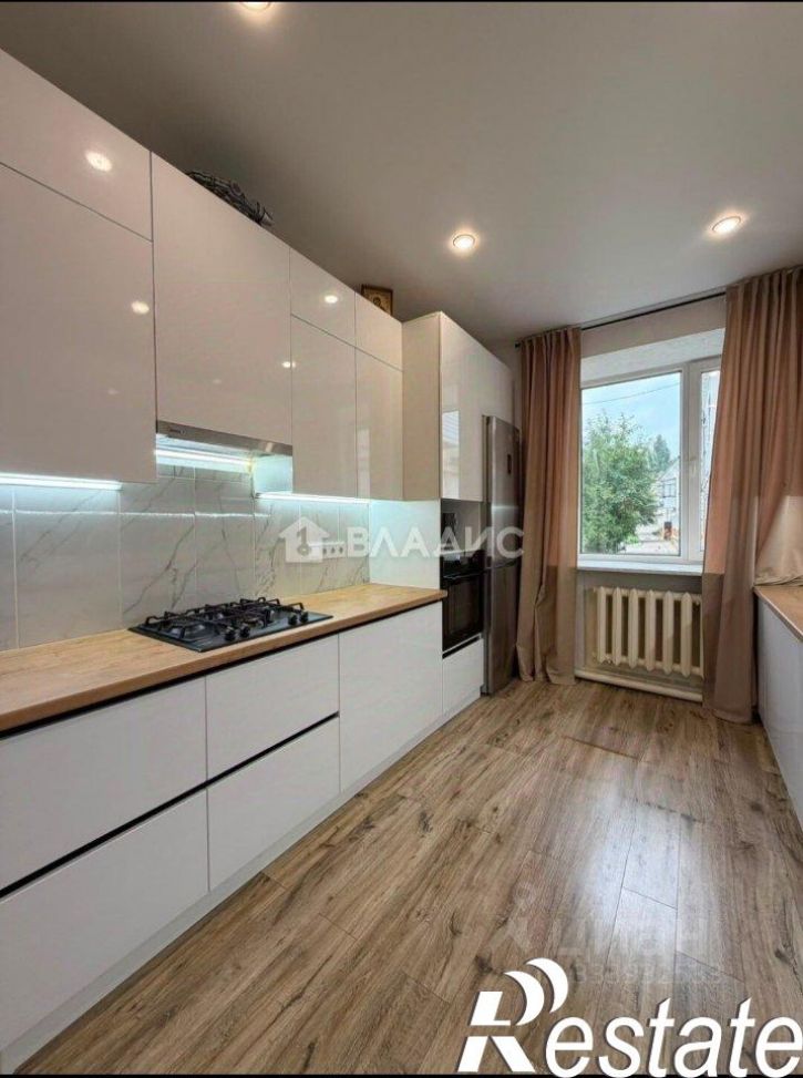 3-комн квартира улица Островского, 52,  д. 52
