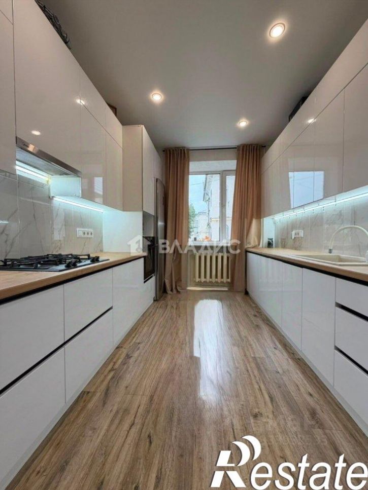 3-комн квартира улица Островского, 52,  д. 52