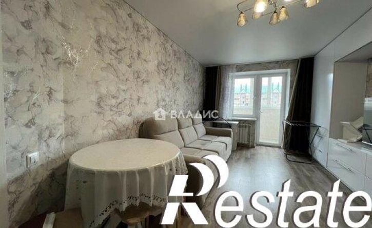 2-комн квартира улица Революционеров, 42,  д. 42