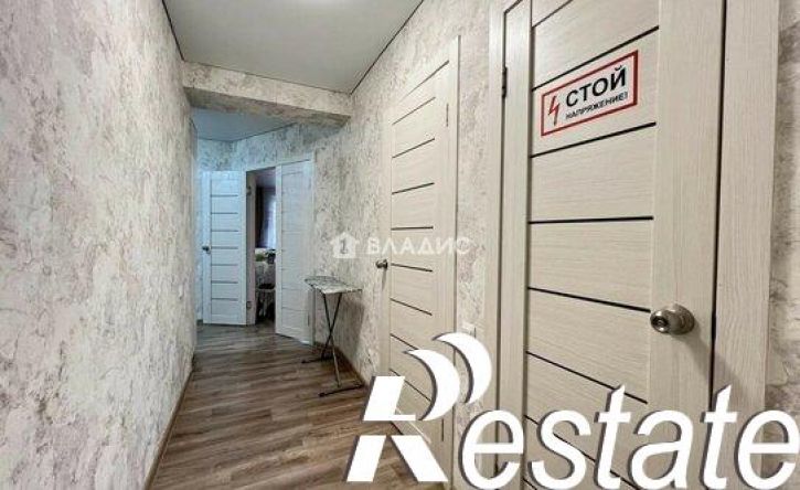 2-комн квартира улица Революционеров, 42,  д. 42