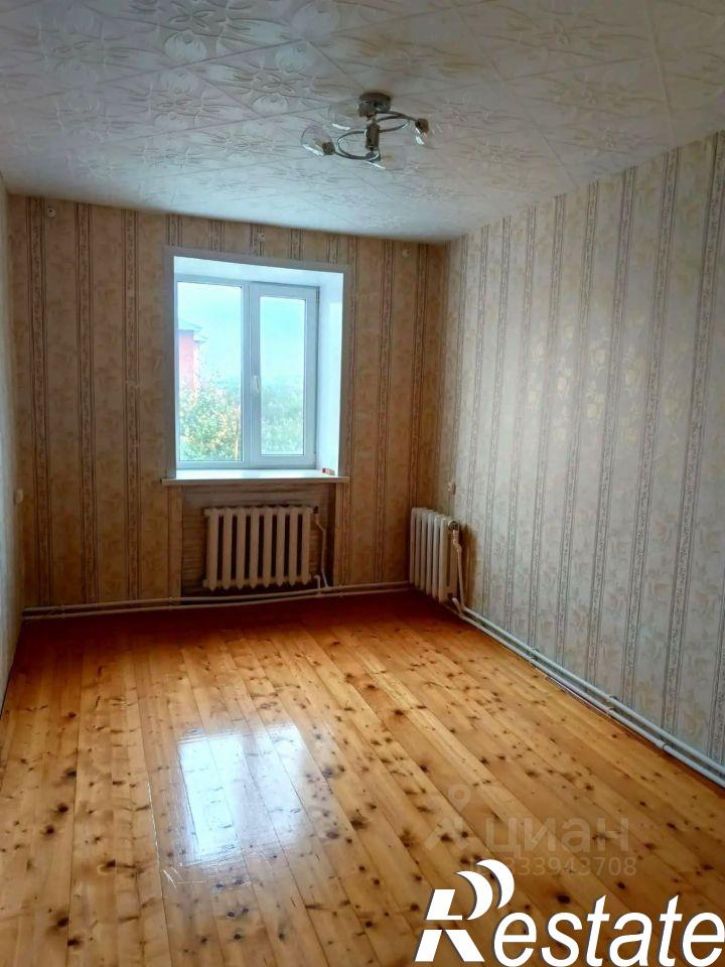 4-комн квартира улица Кирова, 41Б,  д. 41Б