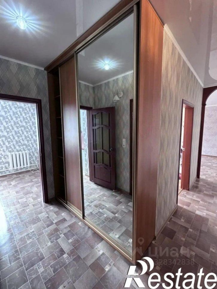 3-комн квартира улица Машиностроителей, 136,  д. 136