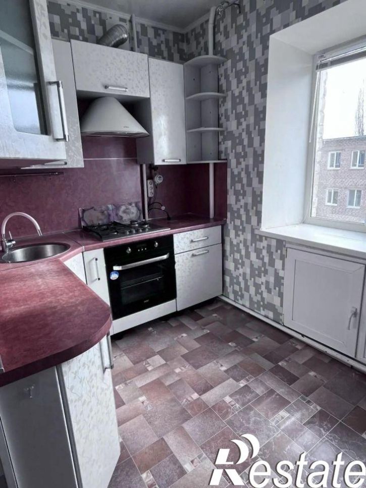 3-комн квартира улица Машиностроителей, 136,  д. 136