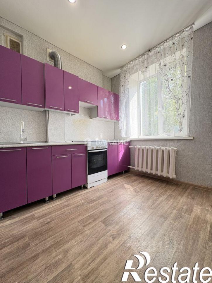 2-комн квартира улица Островского, 76,  д. 76