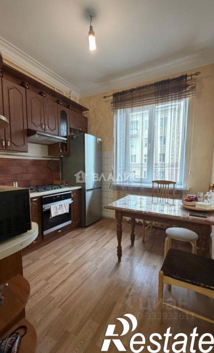 3-комн квартира улица Губкина, 25,  д. 25