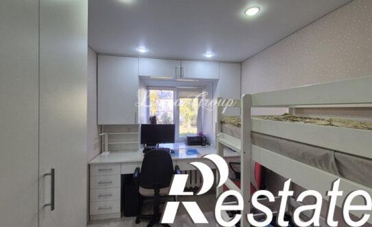 2-комн квартира улица Аксакова, 6А,  д. 6А