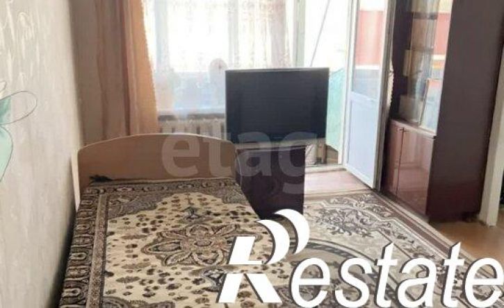 2-комн квартира Революционная улица, 8,  д. 8