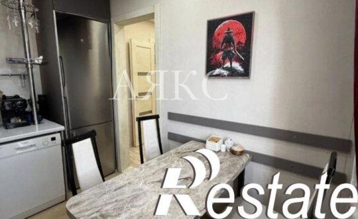 3-комн квартира Стахановская улица, 26,  д. 26