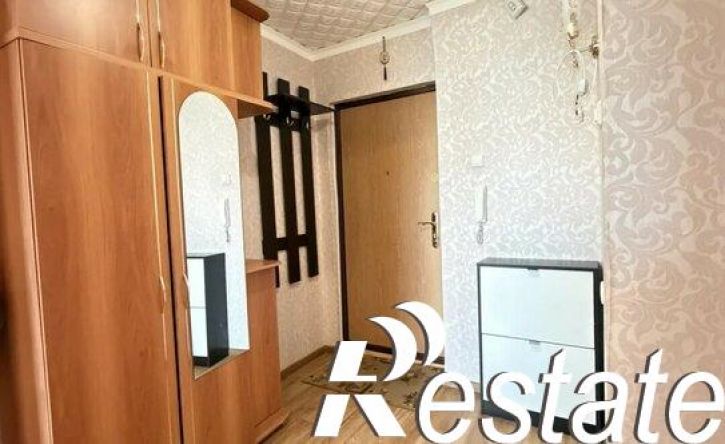 1-комн квартира улица Комарова, 43А,  д. 43А