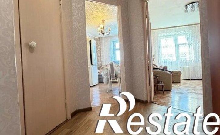 1-комн квартира улица Комарова, 43А,  д. 43А
