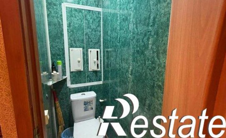 2-комн квартира улица Василия Горшкова, 15,  д. 15