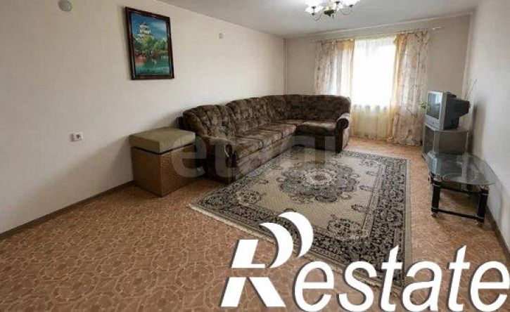 2-комн квартира улица Гагарина, 90,  д. 90