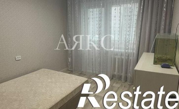 3-комн квартира Стахановская улица, 8,  д. 8