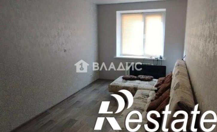 1-комн квартира улица Революционеров, 42,  д. 42