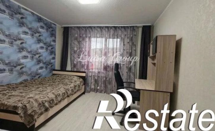 5-комн квартира улица Чапаева, 63,  д. 63