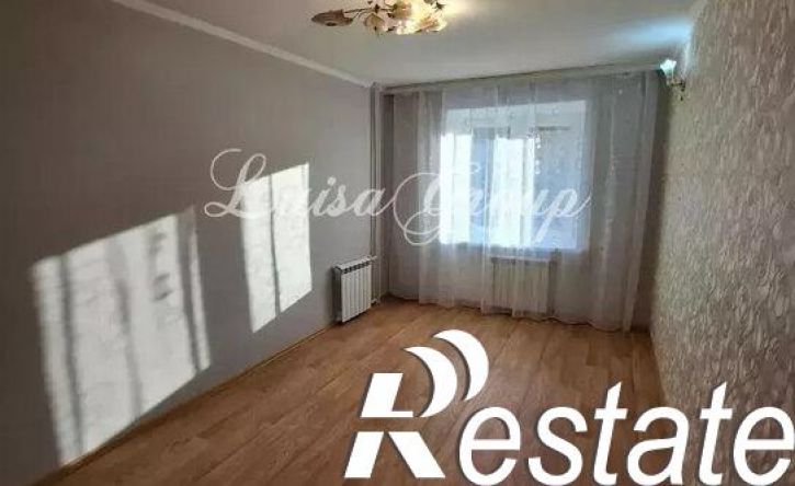 2-комн квартира улица Комарова, 14,  д. 14