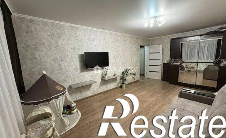 1-комн квартира улица Революционеров, 42,  д. 42