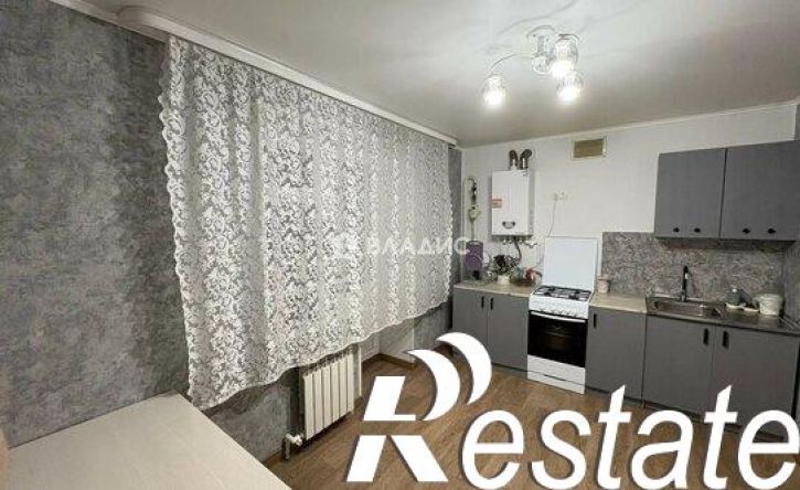 1-комн квартира улица Революционеров, 42,  д. 42