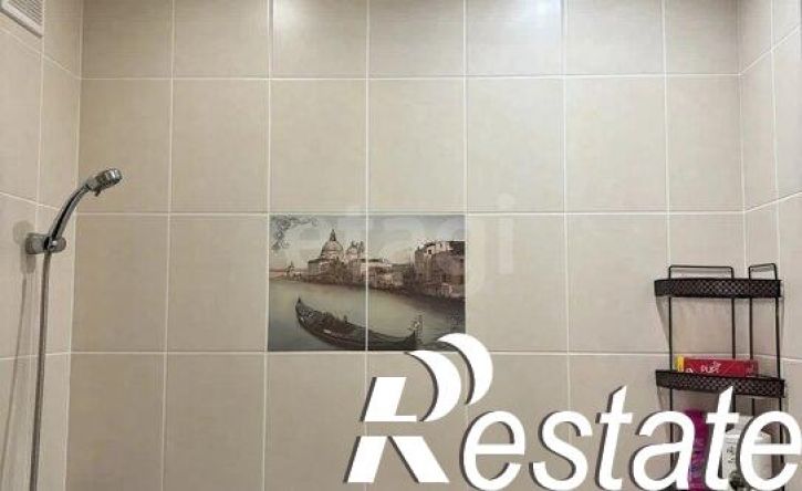 3-комн квартира улица Первых Строителей, 1,  д. 1