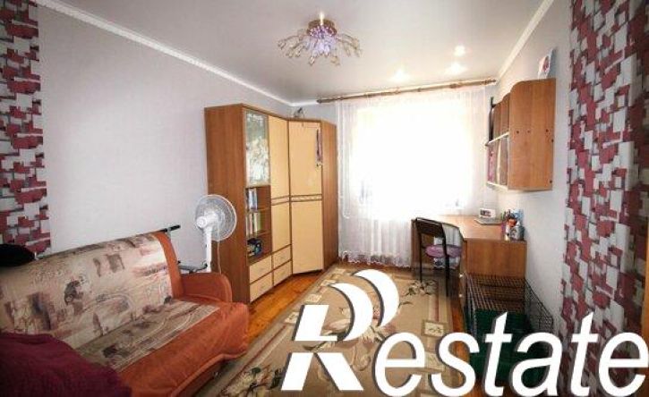 4-комн квартира улица Лесовода Морозова, 7,  д. 7